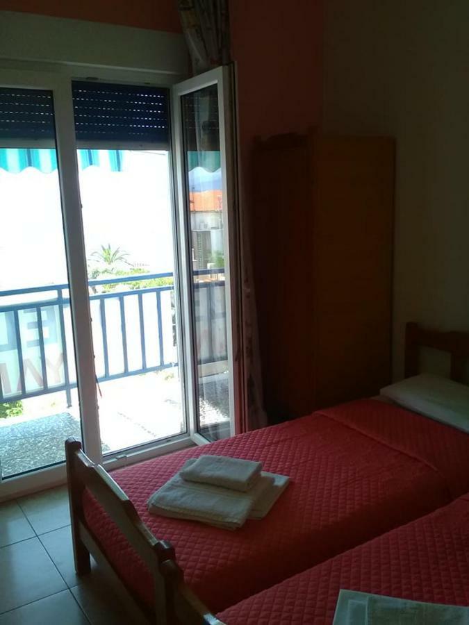 To Giouli Hotel โวโลส ภายนอก รูปภาพ